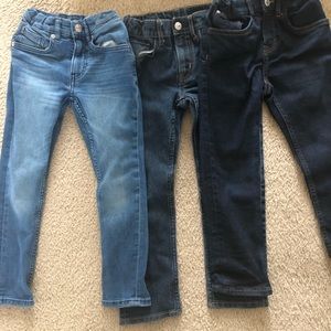 H&M jeans, good condition, with adjustable waist.